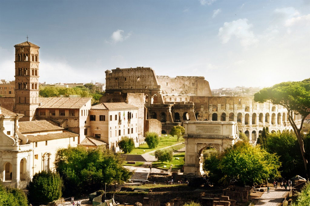 Rome apartments Colosseo area