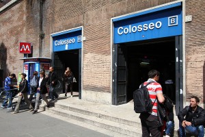 Metro colosseo Rome